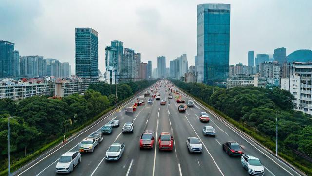 顺德区机动车数量如何影响当地交通拥堵情况？