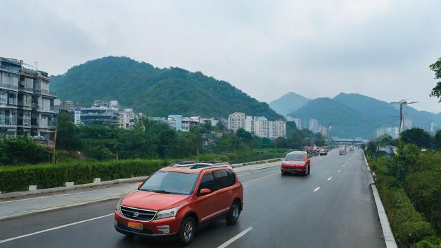 营山县限号期间，城区哪些时间段限行车辆？