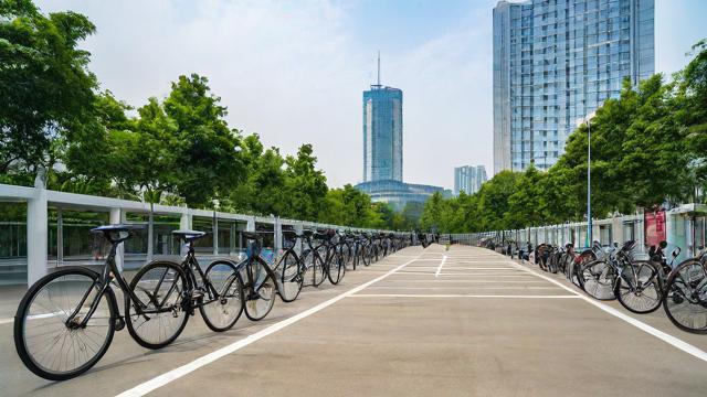 雁峰区自行车停车场在哪里？