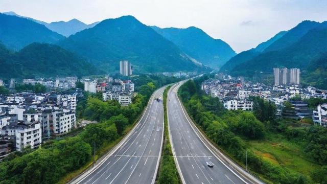 鹤峰县限行新规，本周三起执行具体涉及哪些路段？