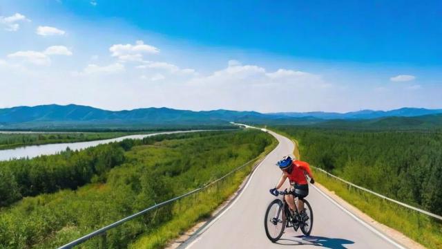 “畅游松北，骑行探秘：独家定制自行车路线图，开启您的休闲之旅！”