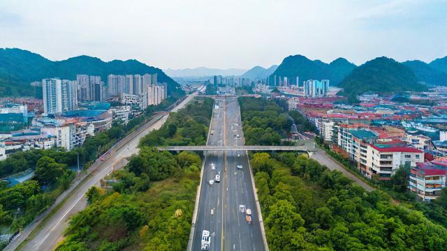 龙州县今天限行哪些路段？